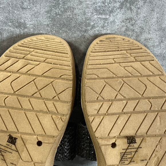 MUK LUKS Women's Black Snake Embossed About Me Ankle-Strap Slide Sandals SZ 7 - Picture 9 of 11